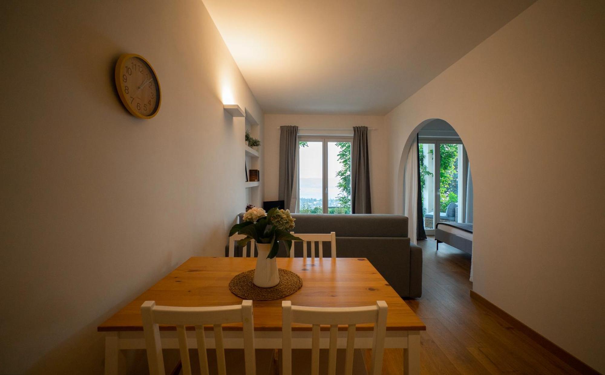 La Mascarana Apartment Lesa Cameră foto