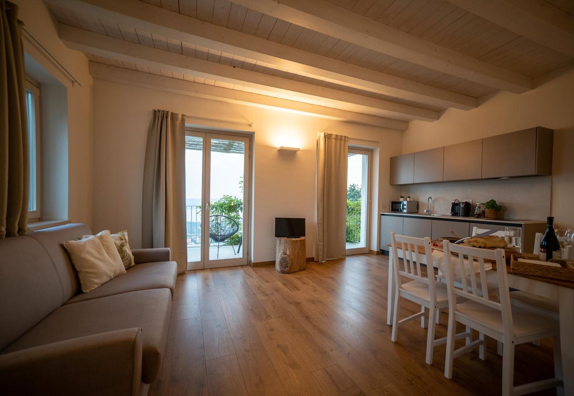 La Mascarana Apartment Lesa Cameră foto